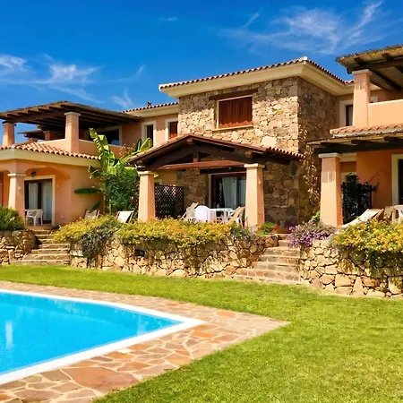 Aparthotel Le Dimore Di Nettuno 4*